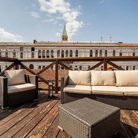 아파트 Ca' Algi - Luxury San Marco View *